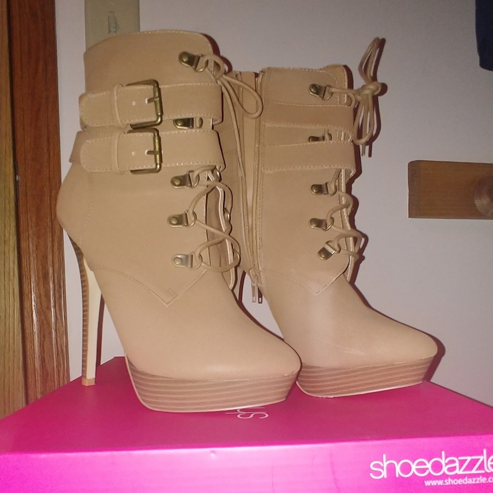 Natalia by shoe dazzel